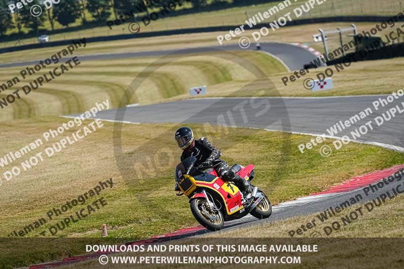 cadwell park;cadwell park photographs;cadwell trackday photographs;enduro digital images;event digital images;eventdigitalimages;peter wileman photography;racing digital images;trackday digital images;trackday photos